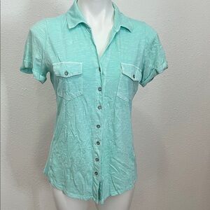 Sonoma Button Down Tshirt Sz M